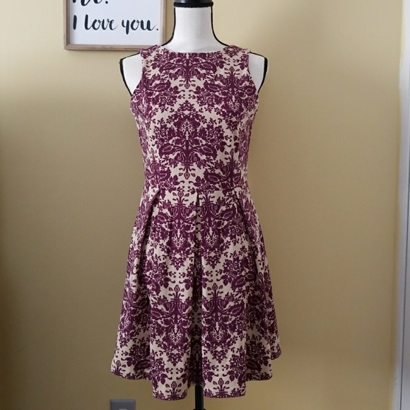Charming Charlie Dresses & Skirts - Floral Print CC dress 💜